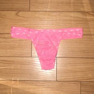 VS PINK Thong